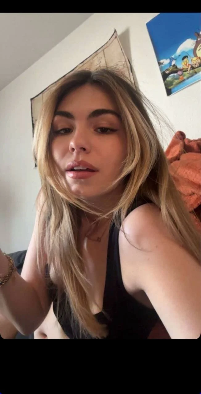 carla sextape teen french image 1