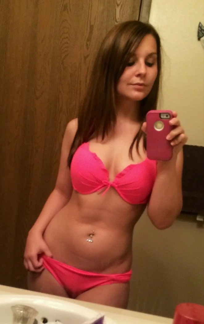 Hot teen leaked image 5