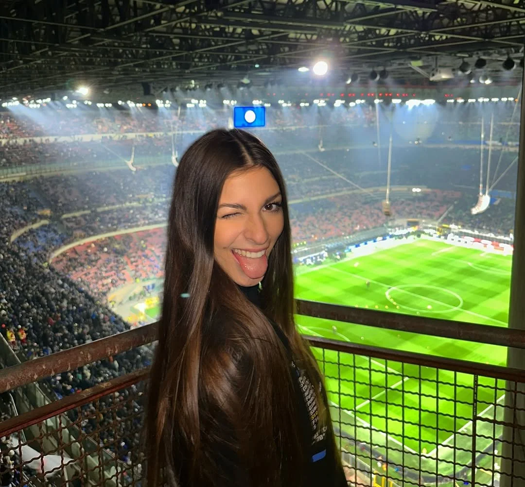 Cristina Colombo hot italian football influencer image 10