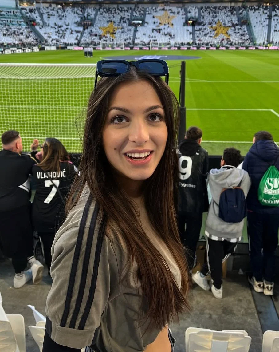 Cristina Colombo hot italian football influencer image 23