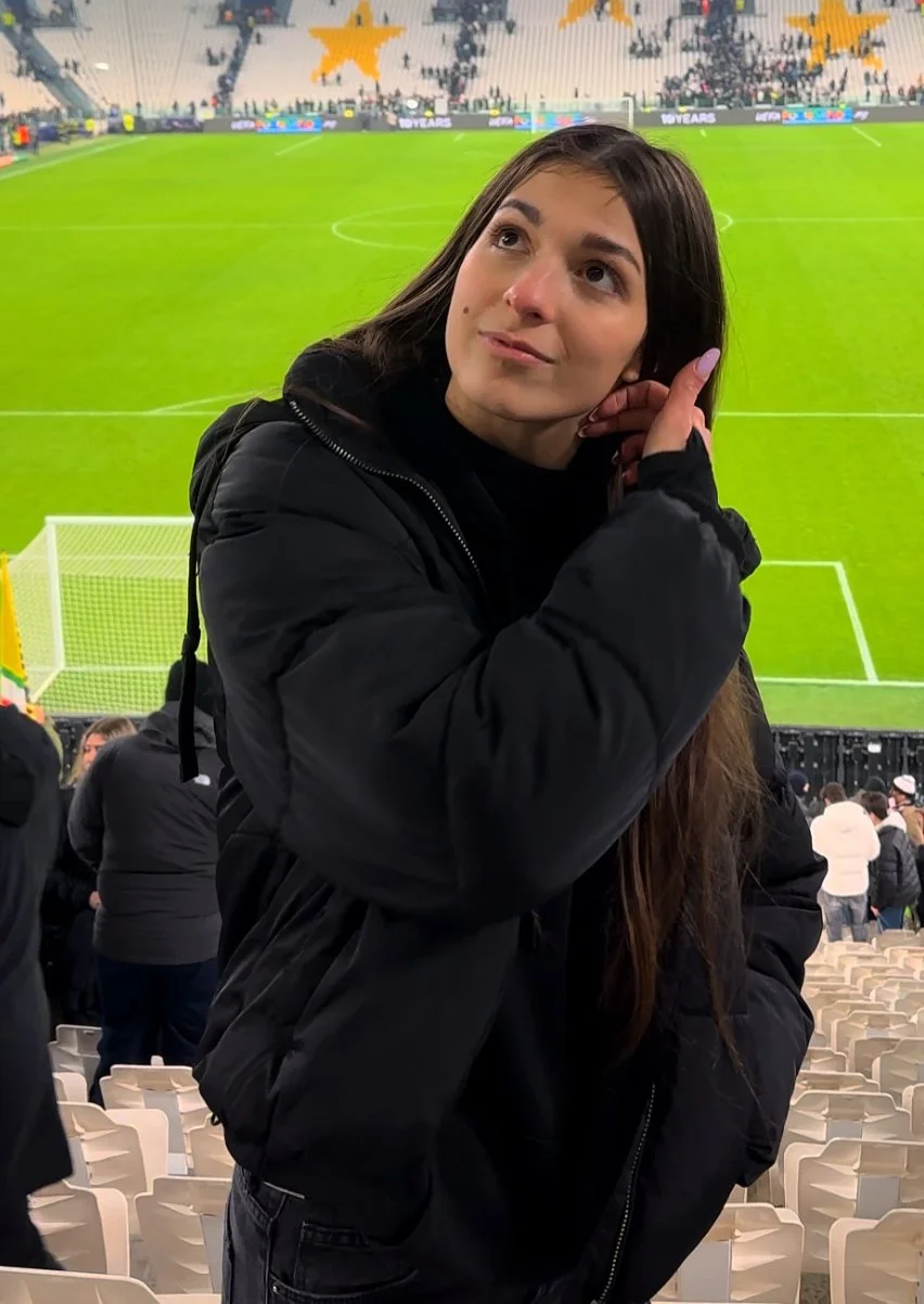 Cristina Colombo hot italian football influencer image 28