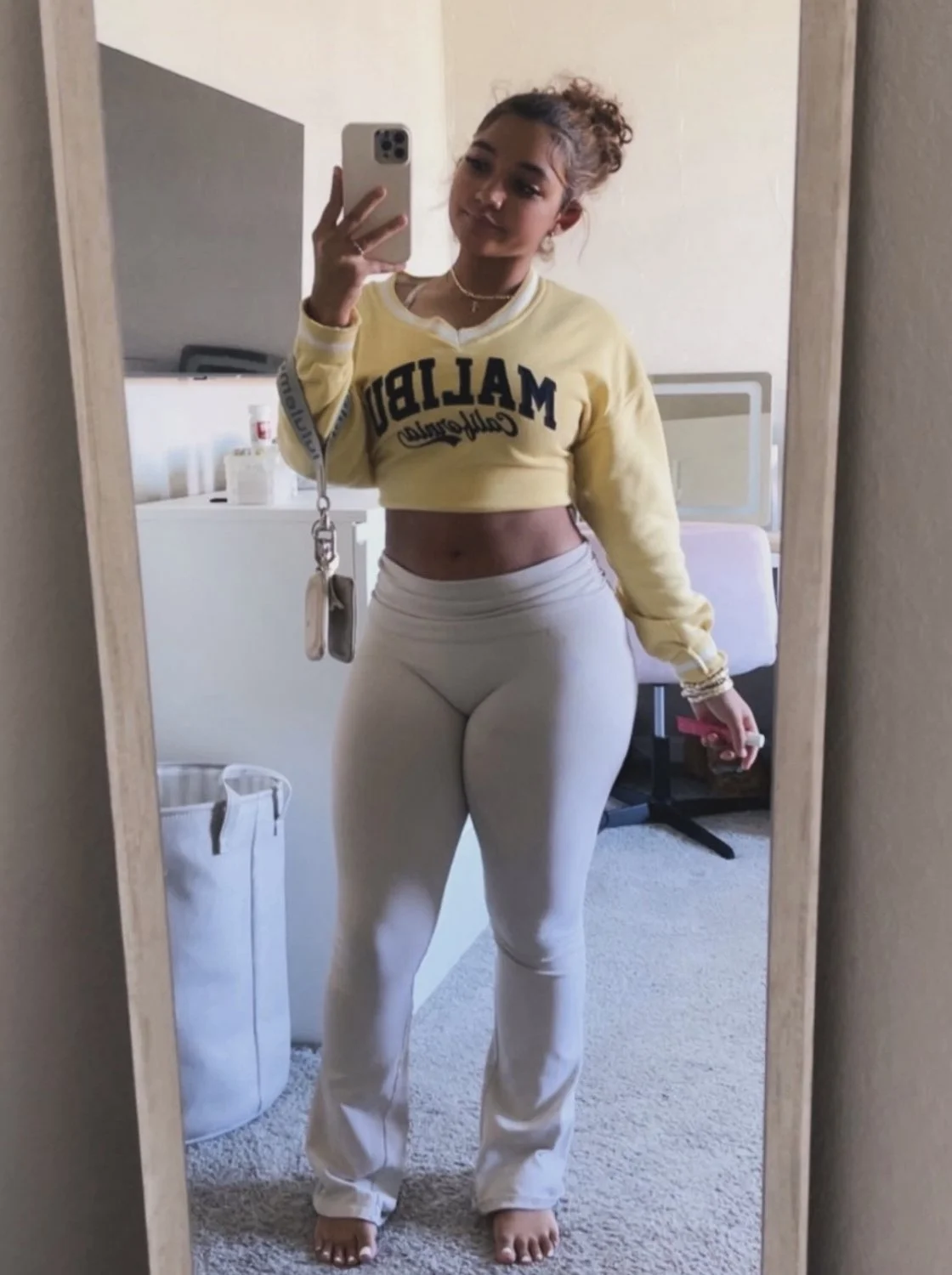Sexy light skin Ebony Teen image 4
