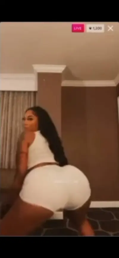 NBA youngboy babymomma Jania meshell twerking IG live cover image