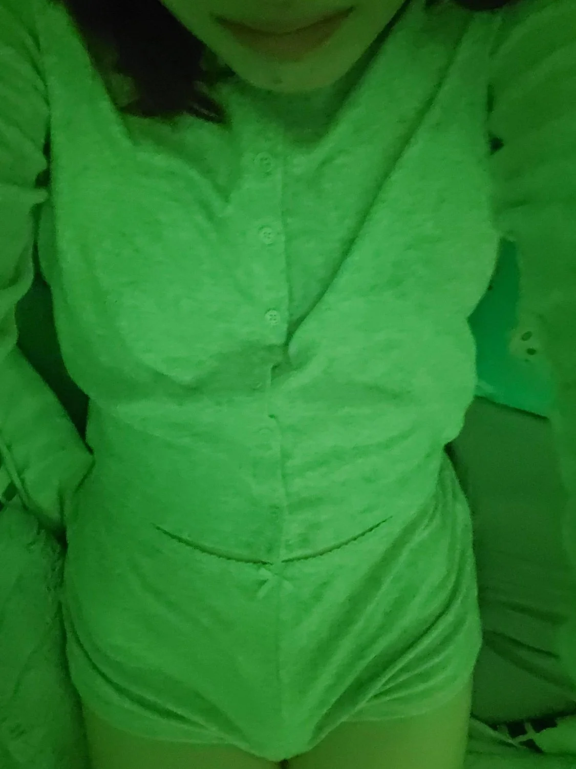 18yo pale girlfriend image 36