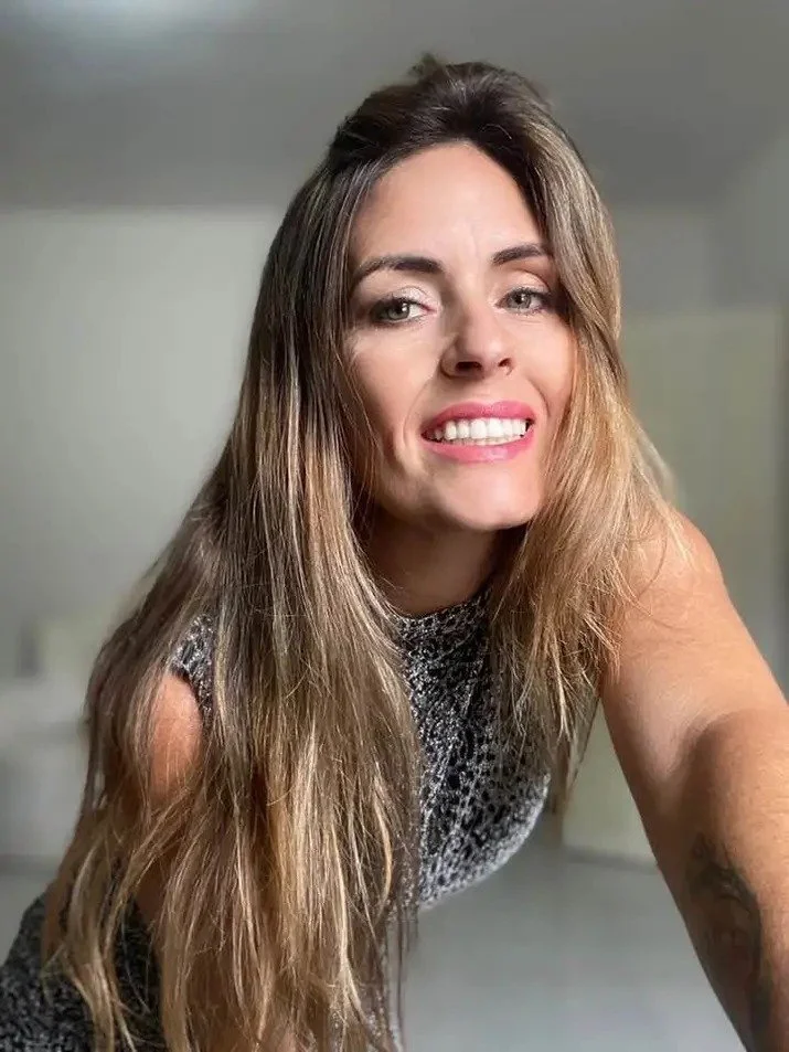 Juliana coroa safada image 14