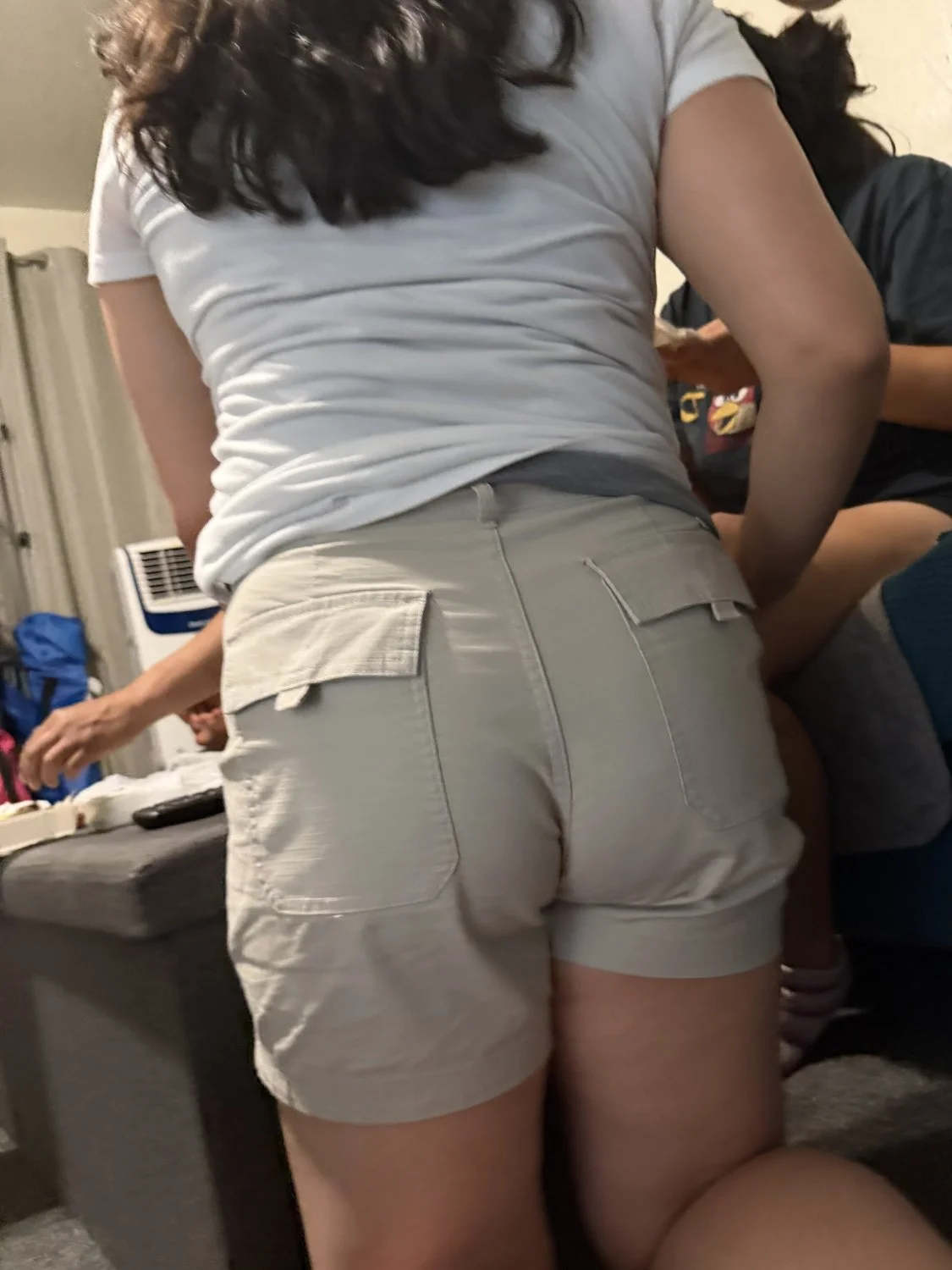 Sisters ass image 2