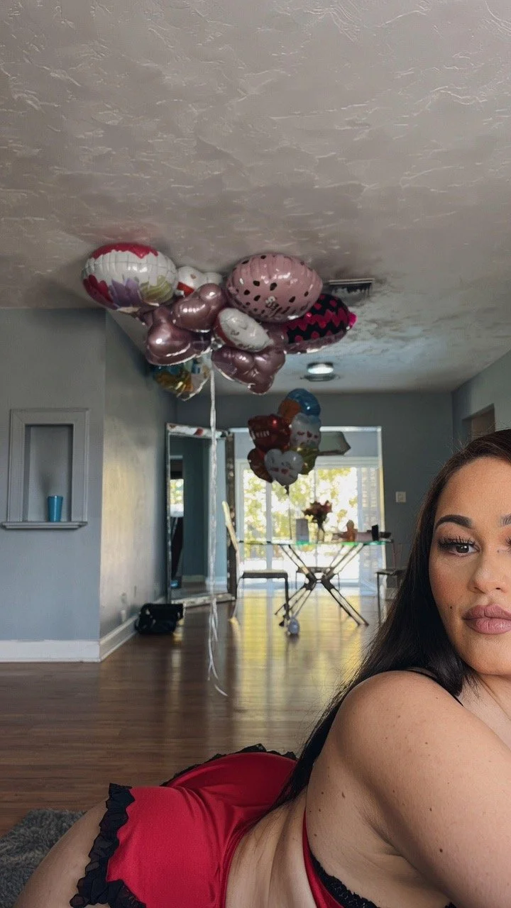 Thick lightskin. Russialit image 7
