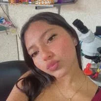 Cami Mendoza perra ecuatoriana image 2