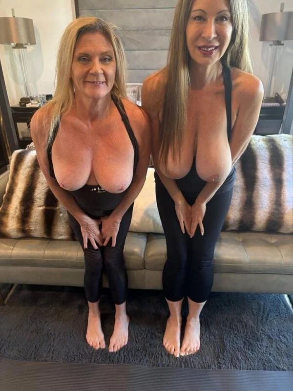 Gilf tits main image