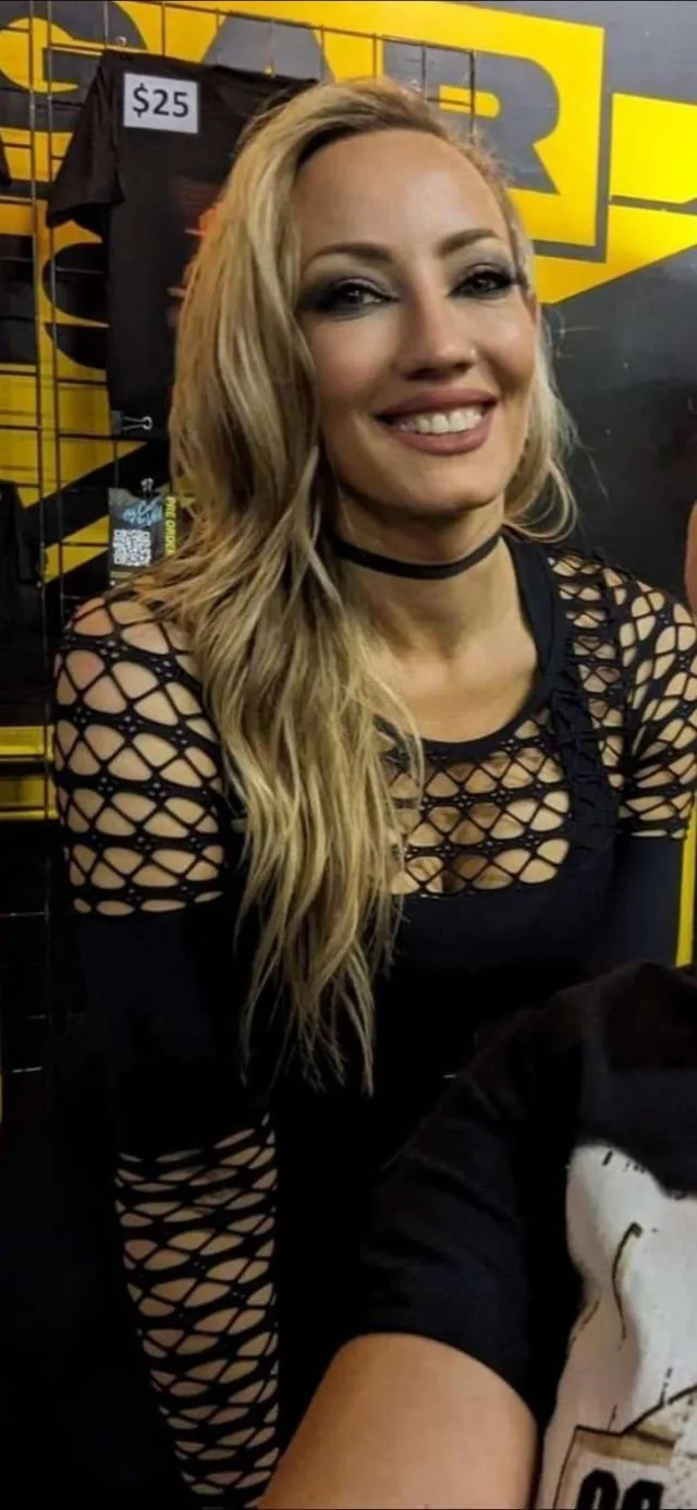 Nita Strauss 7 image 34
