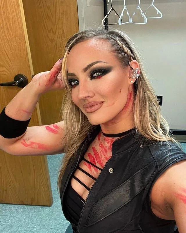 Nita Strauss 7 image 5