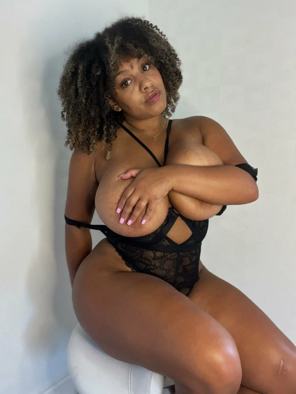 Huge Tit Ebony Goddess image 5