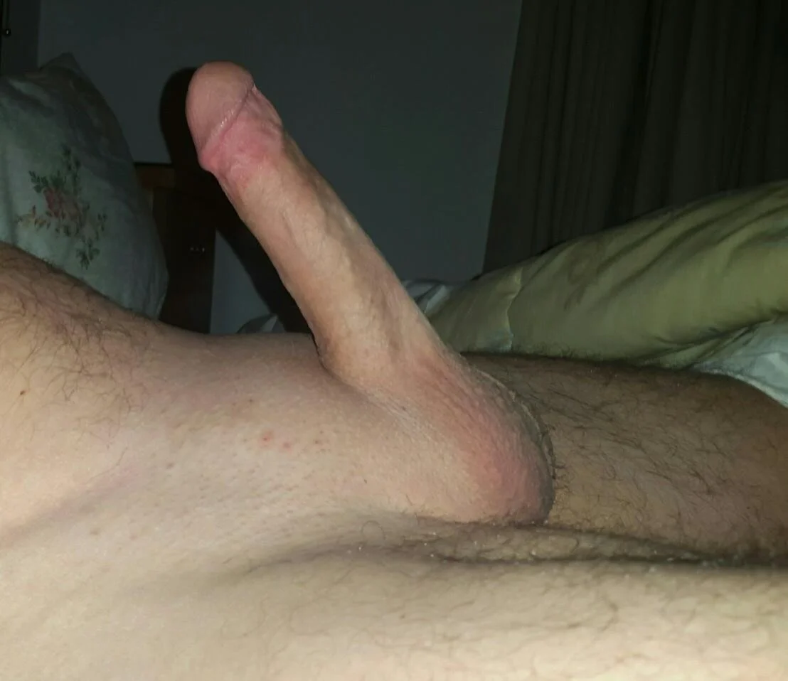 Stephanie's naked hubby image 5