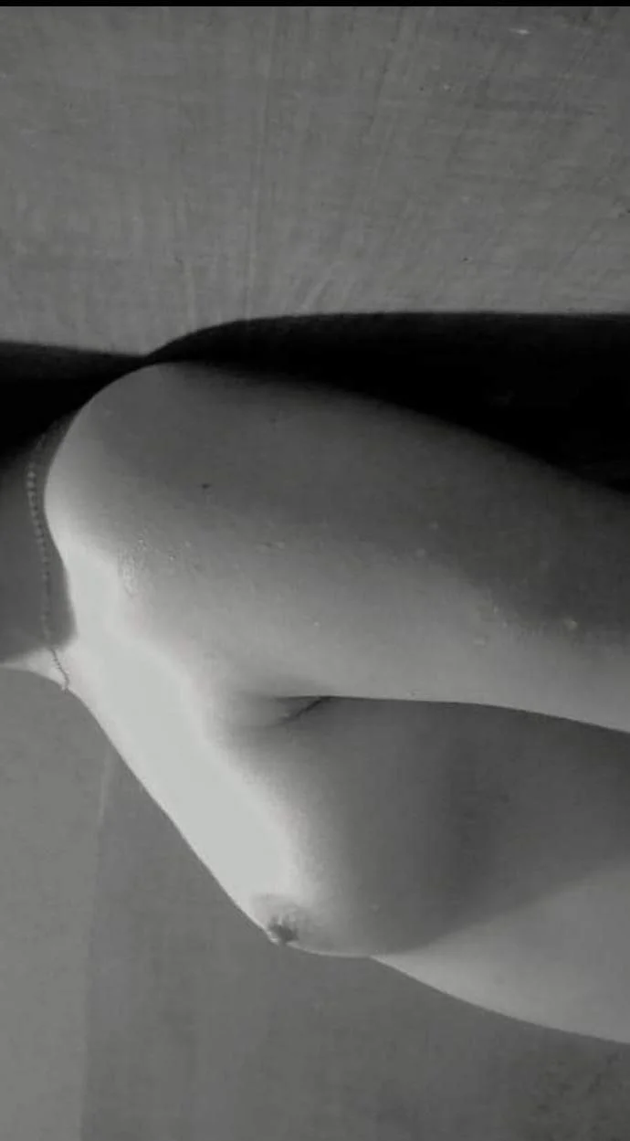 Buenas tetas image 7