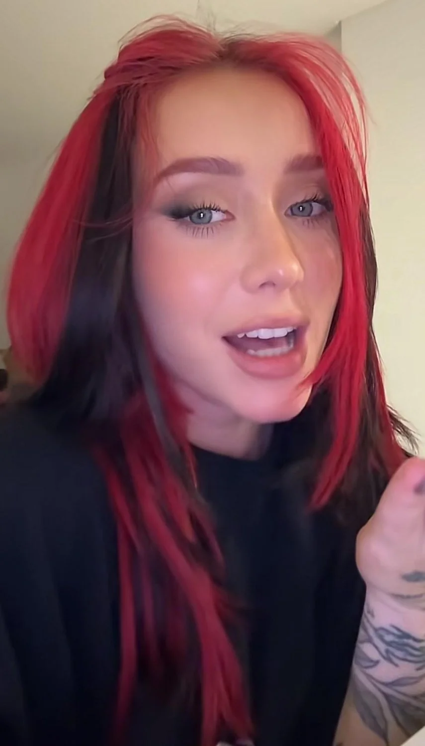 LA CARA DE PETERA DE TULI 🫠😈 argentina famosa mamada culona argenta trola image 3