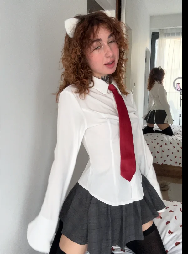 Netflix and choke me am I right? main image