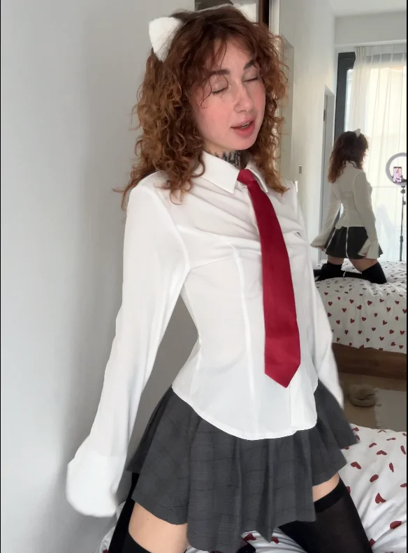 Netflix and choke me am I right? image 2