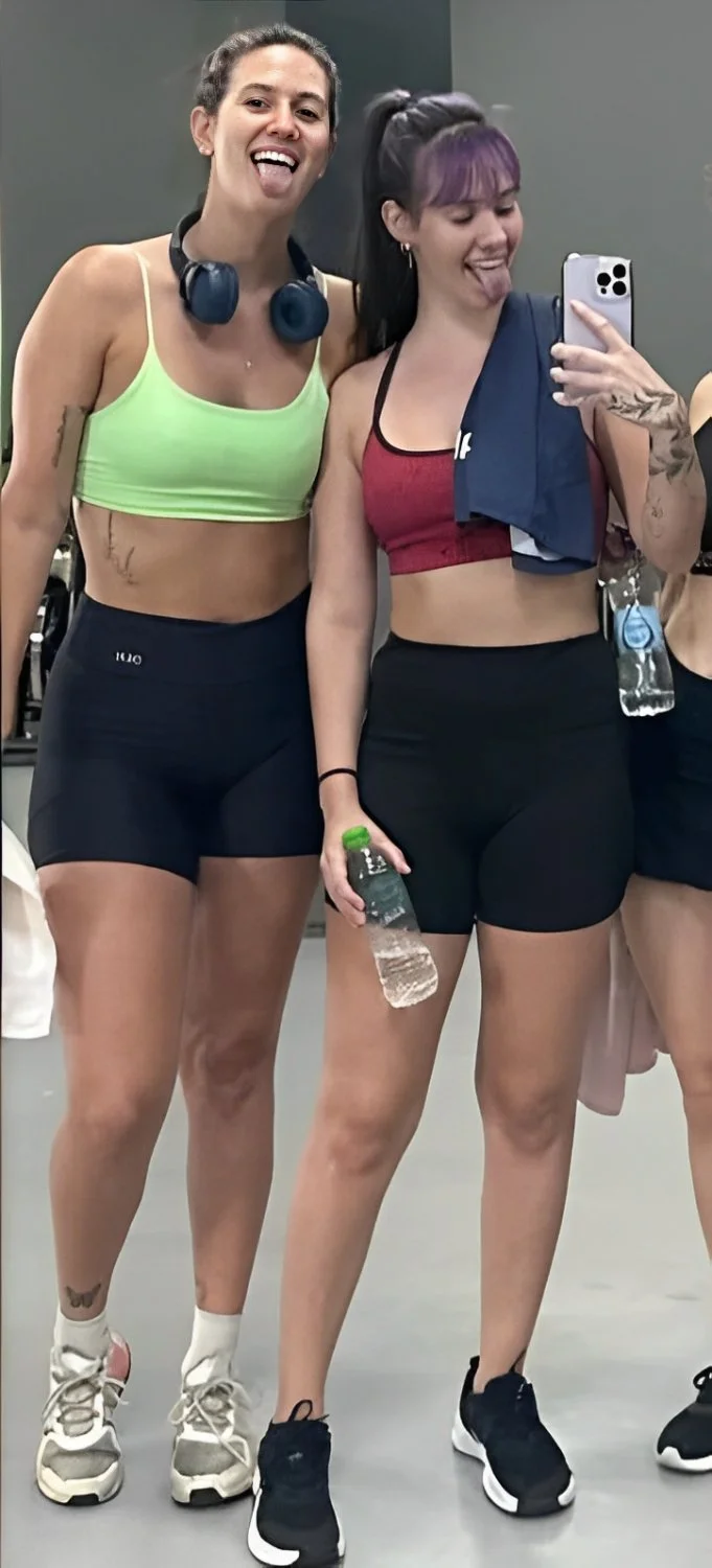Júlia k barni e sua irmã só querem porra na cara main image