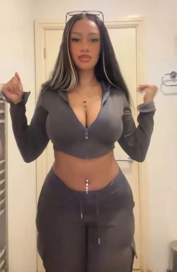 Sexy Busty n Thick .. We Need I.D !! image 7