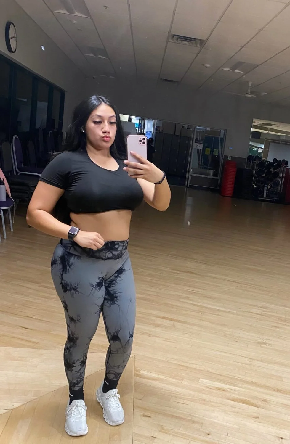 IG Latina image 20