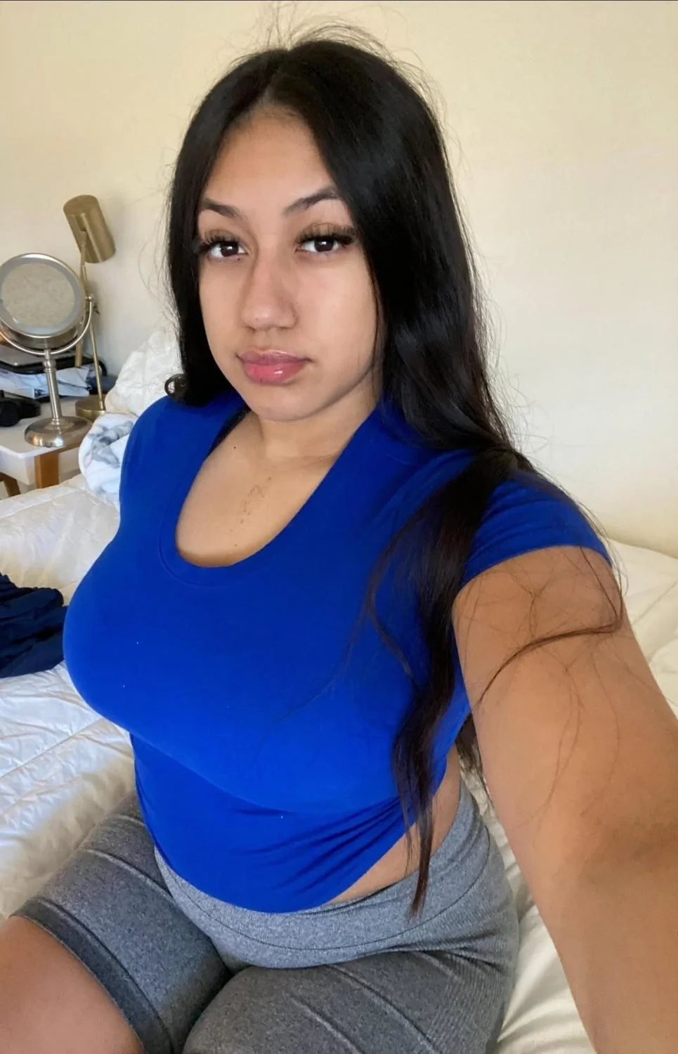 IG Latina image 36