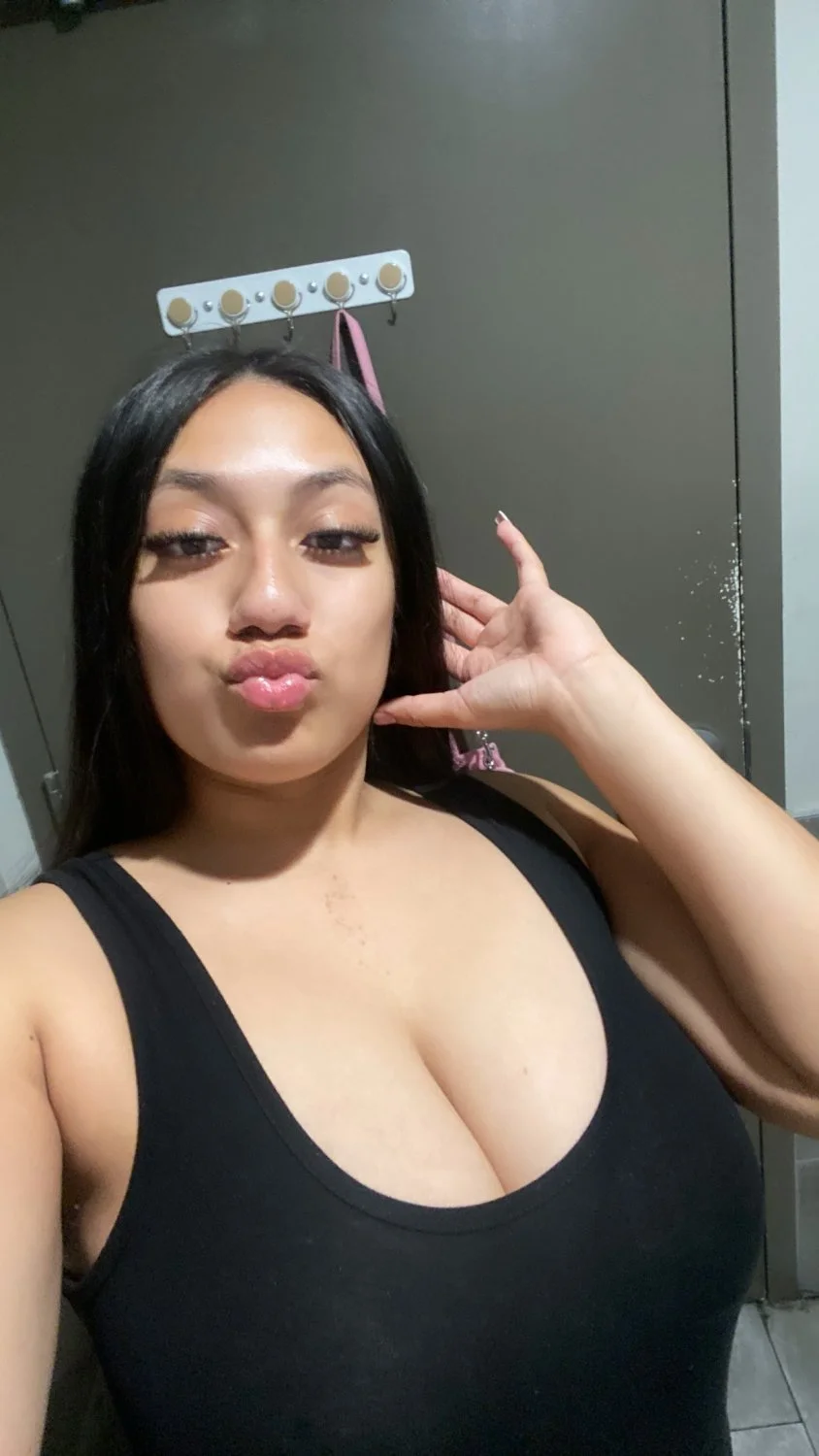 IG Latina image 4