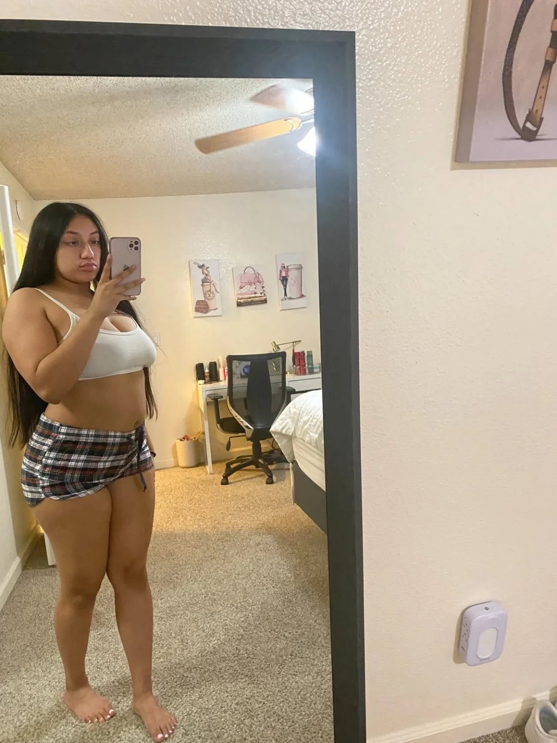 IG Latina image 6
