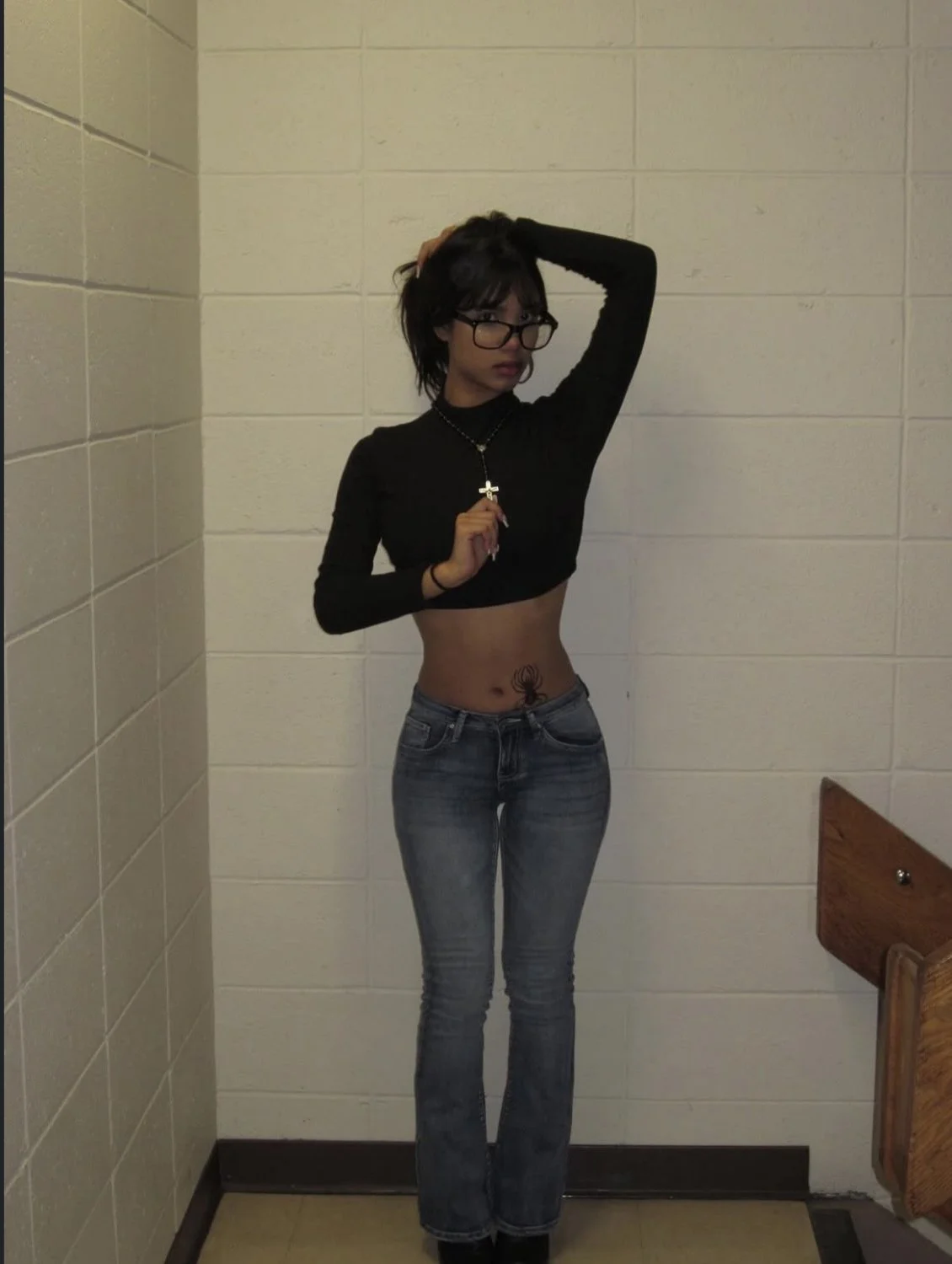 slutty latina teen cosplay as Shizuku from Hunter x Hunter image 3