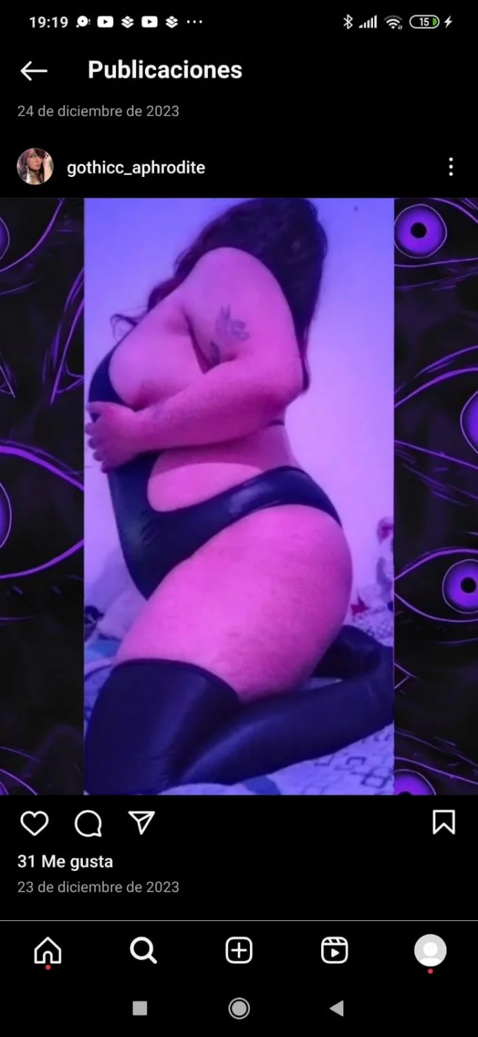gordita gotica rica y bien puta pt1 image 44