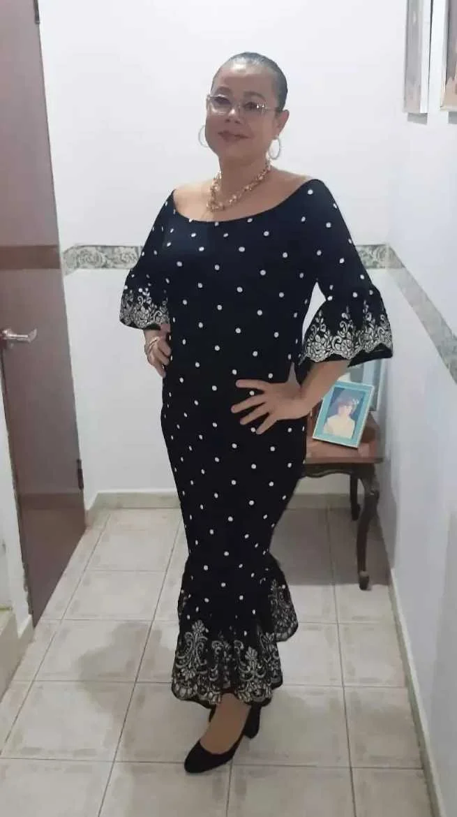 Doctora Herrera Civil de Madero una Milf que a su edad está bien sabrosa main image