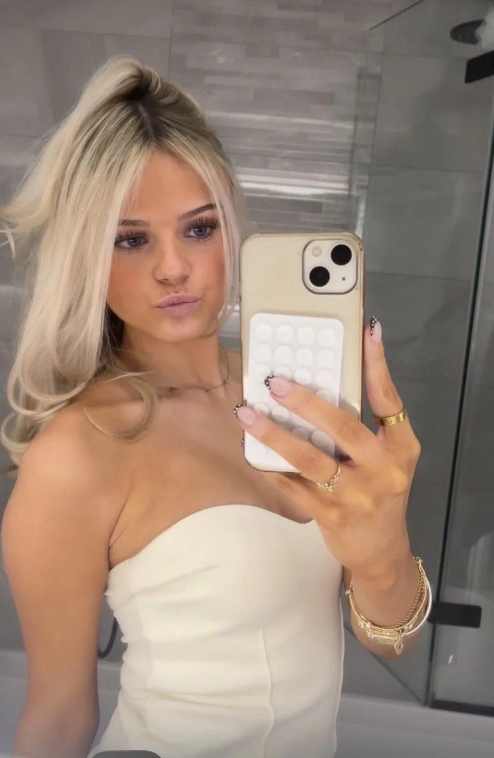 IRL Slut #24 image 7