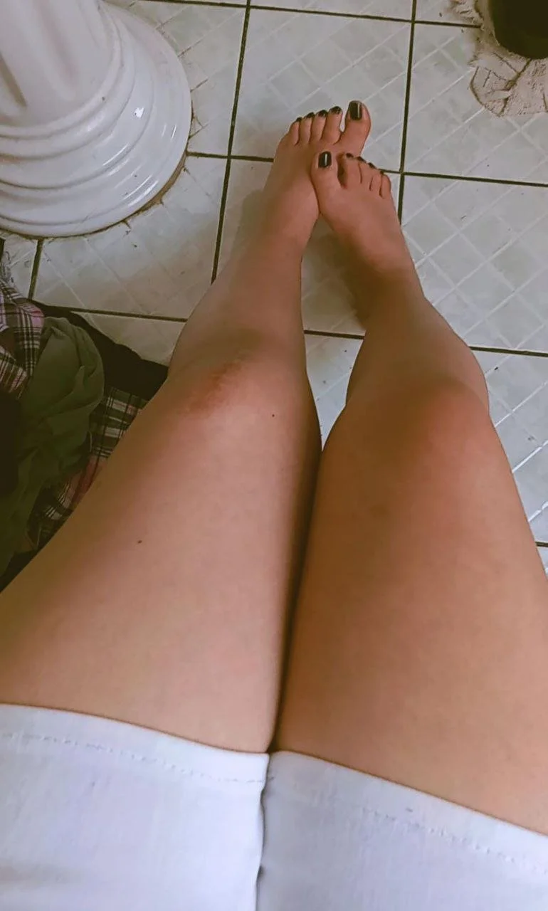 Sexy e girl de lindos pies 🫦 image 5