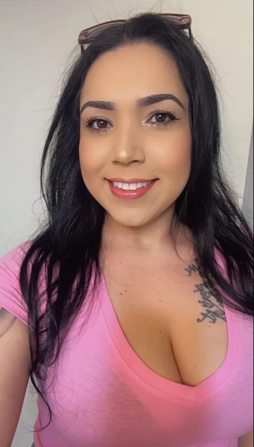 Can anyone tribute this Latina MILF irl (just posted her sister) image 13