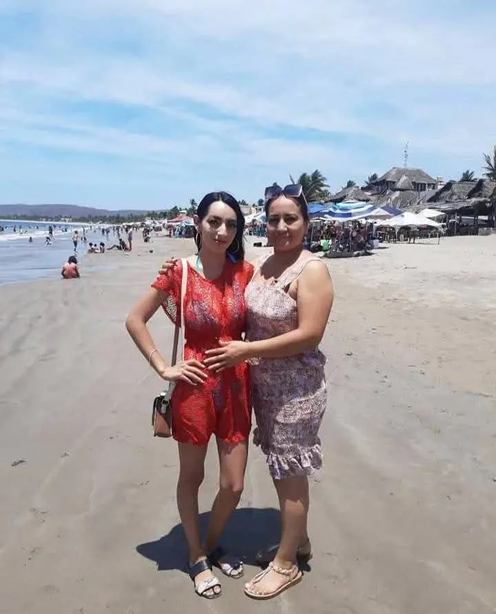 Rica puta de buenas tetas aporte Cc 12 image 2