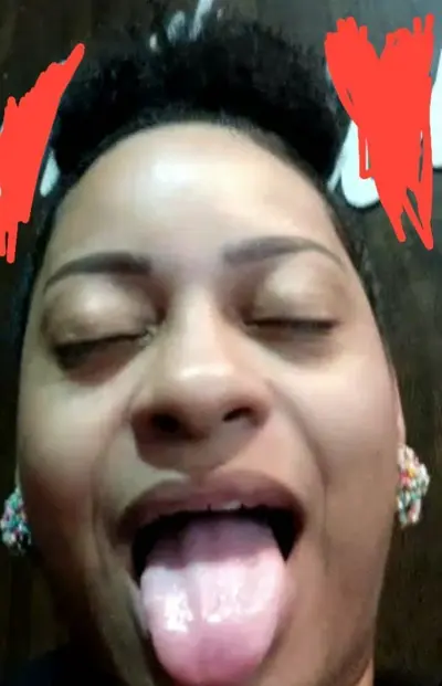 Renata Santana neguinha boqueteira de Marabá/PA que adora se exibir cover image