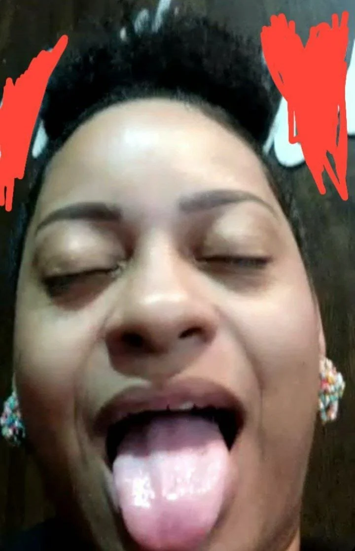 Renata Santana neguinha boqueteira de Marabá/PA que adora se exibir main image