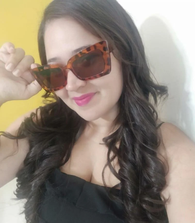 Quem quer mais dessa crente branquinha? Comenta e reposta image 3
