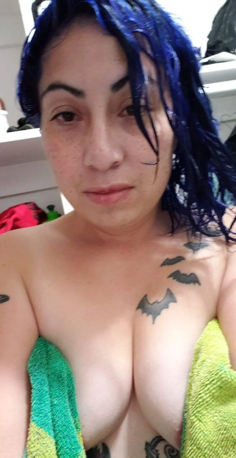 would you tell your step mom you found her online? image 11