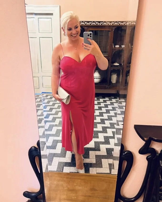 Blonde Pawg milf has a beautiful cumface image 11