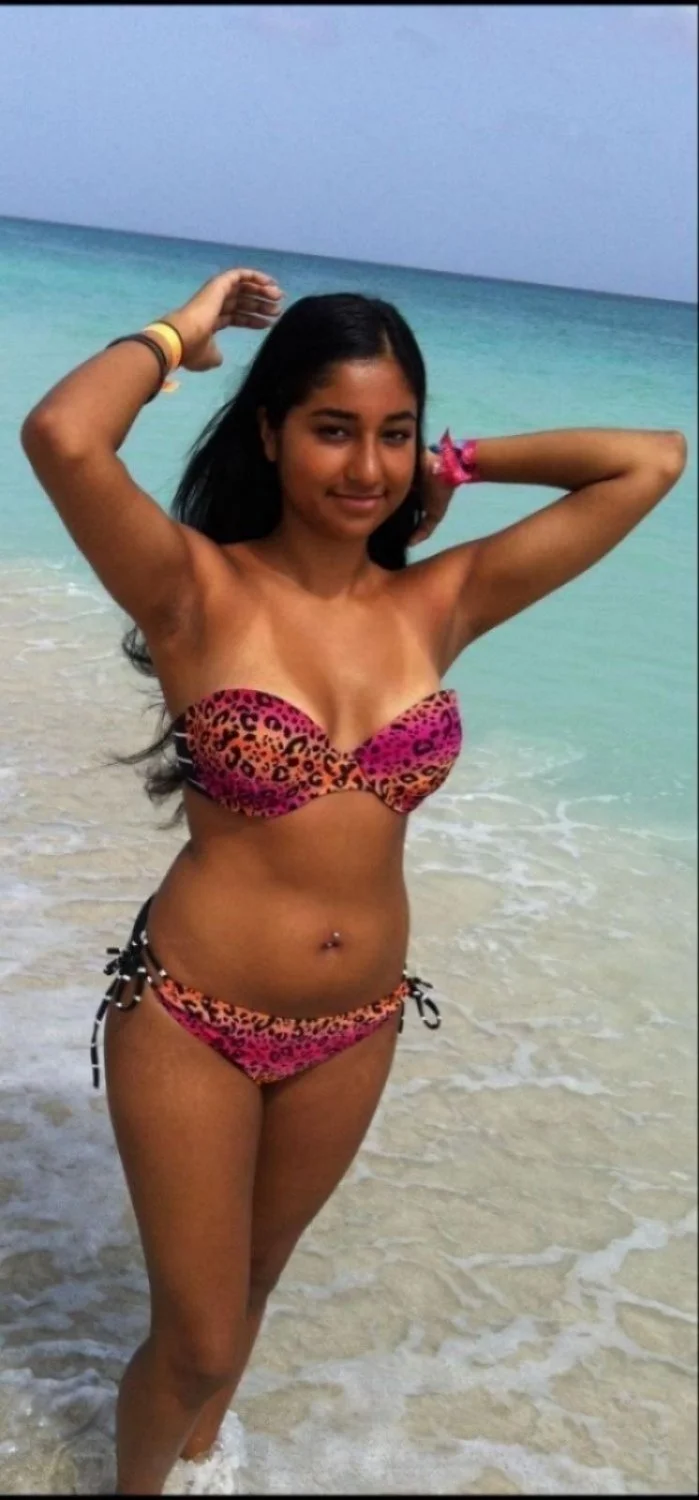 Muslim Hijabi Whore main image