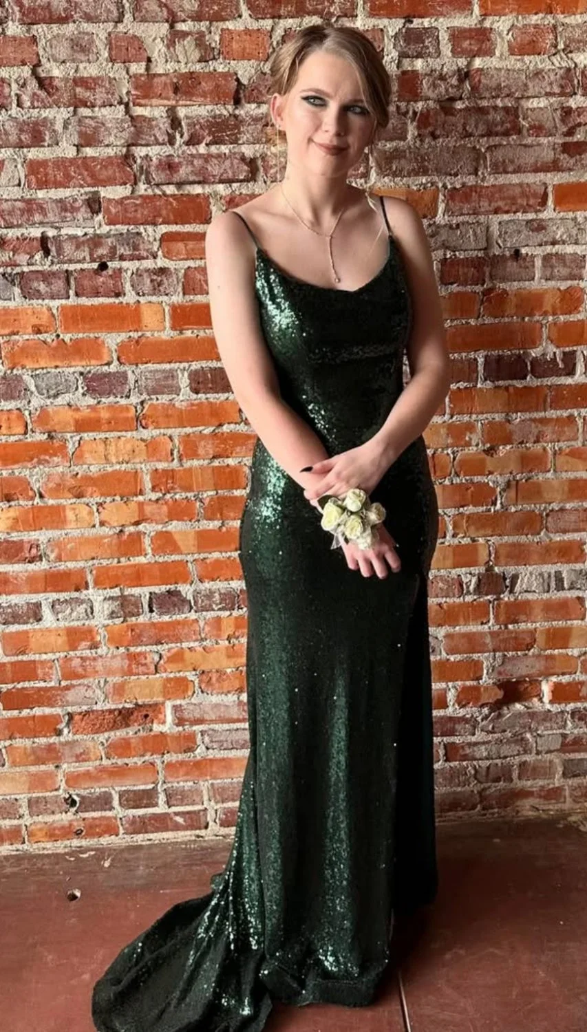 Sexy college cunt Sydnee exposed image 10