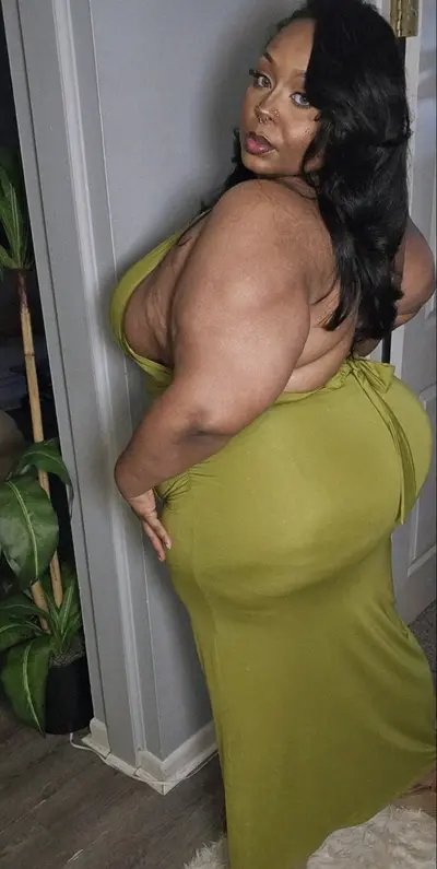Bbw goon model cover image