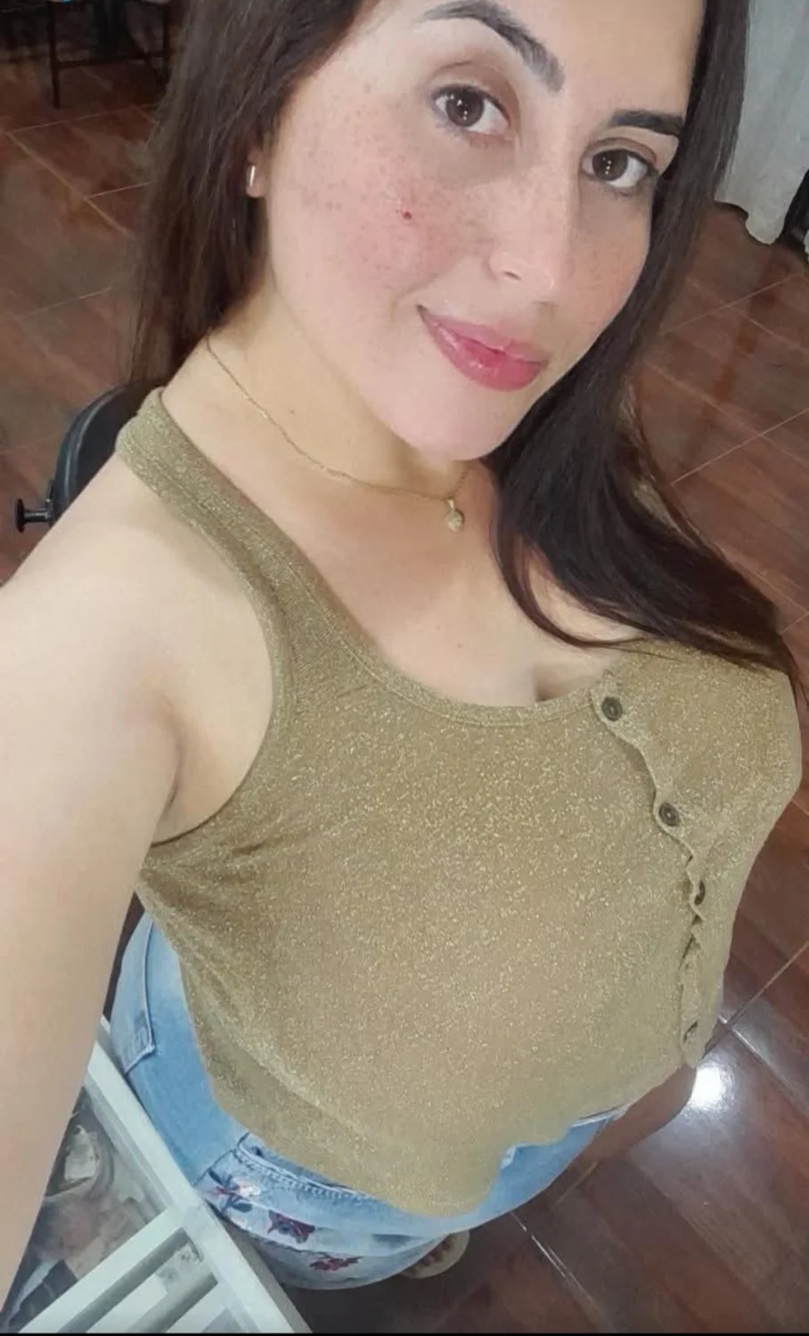 Priminha linda e gostosa image 14