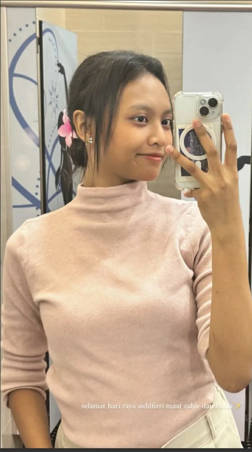 Chloe image 3
