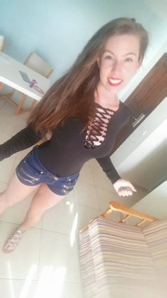 Brunette UK Scottish Chav Slut image 27