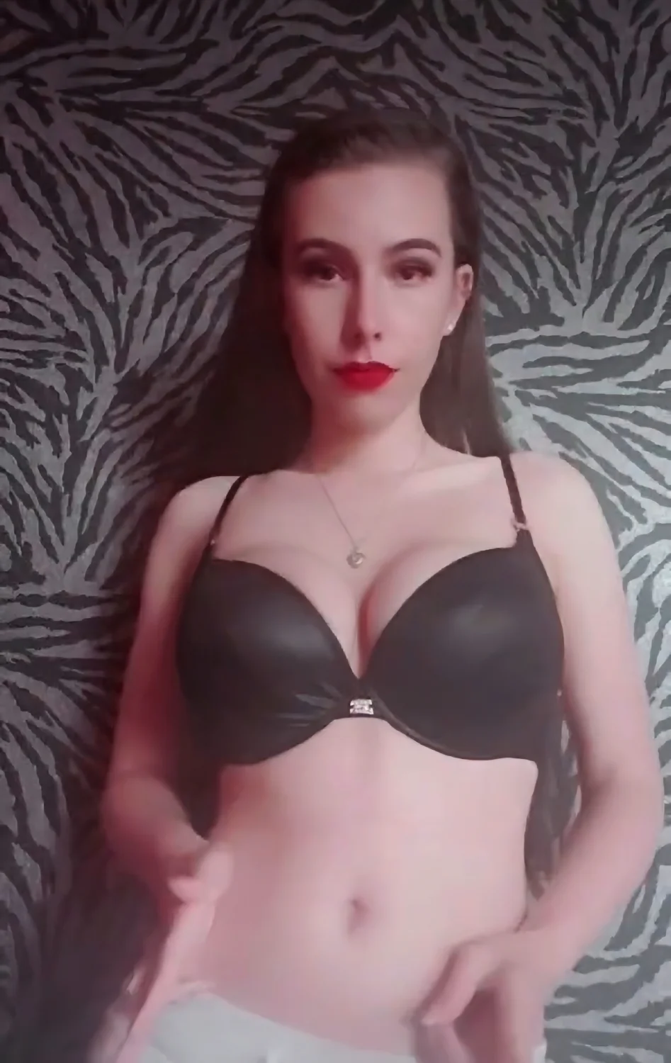 Brunette UK Scottish Chav Slut image 29