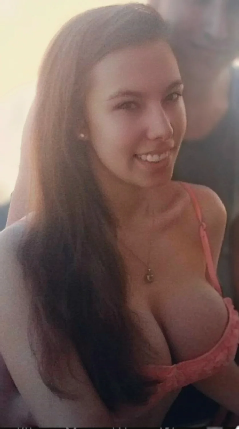 Brunette UK Scottish Chav Slut image 43