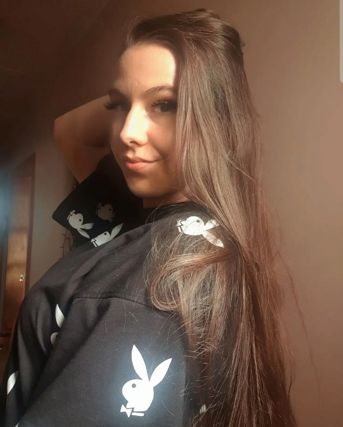 Brunette UK Scottish Chav Slut image 7