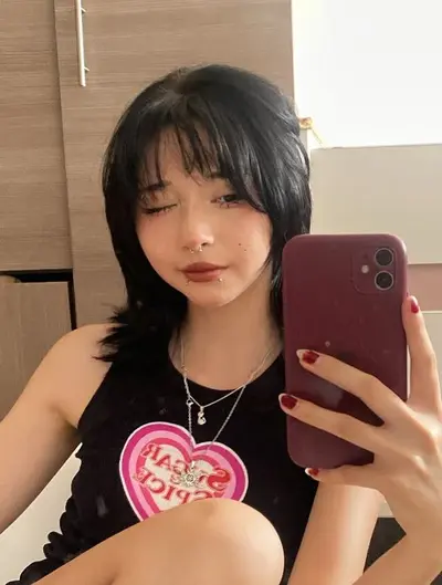 Una sexy gótica, deliciosa puta cover image