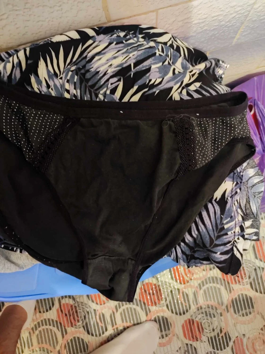 Black dirty Panties of my mom main image